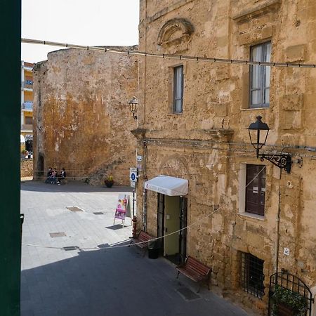 Welcomely - Joia Apartment Alghero Bagian luar foto