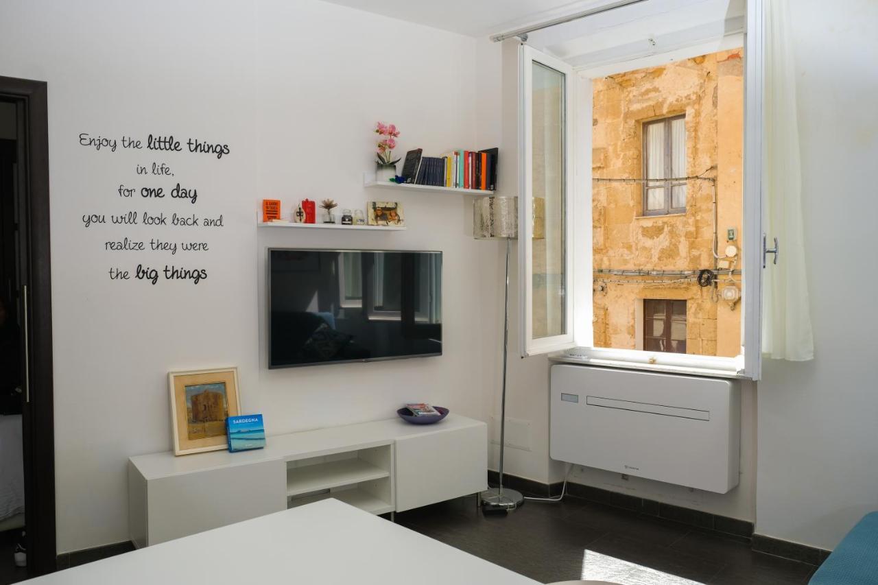 Welcomely - Joia Apartment Alghero Bagian luar foto