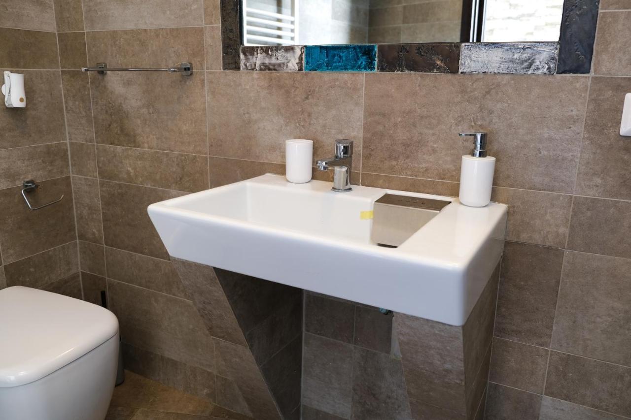 Welcomely - Joia Apartment Alghero Bagian luar foto
